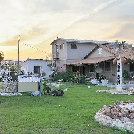 Holiday home Kouros